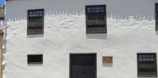 Sí se puede insta al Cabildo a mejorar la coordinación de apertura al público de sus centros y edificios patrimoniales en San Sebastián de La Gomera