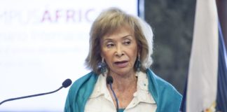 Fernández de la Vega: «allí donde las mujeres participan las cosas mejoran»