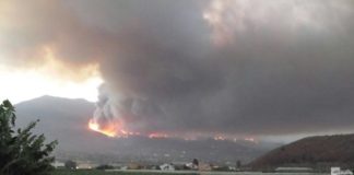 El agente fallecido en La Palma quedó cercado por el fuego tras «un giro brusco del viento»