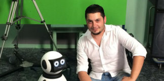 Dumy, el robot que nació en Granadilla
