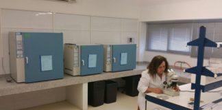 Sanidad realiza en La Gomera un seguimiento en la calidad del agua de sus piscinas con el sistema SILOÉ