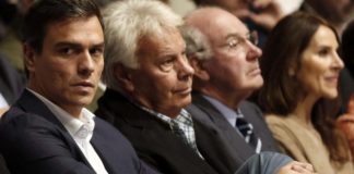 Dirigentes del PSOE creen que Felipe González no sólo ataca a Sánchez sino a todo el partido