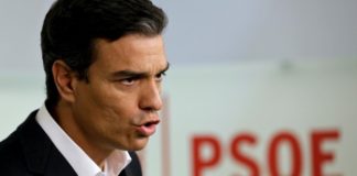 El PSOE gana las elecciones con holgura y el PP se desmorona