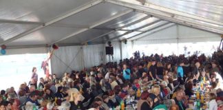 HOMENAJE Y TRIBUTO A LOS MAYORES