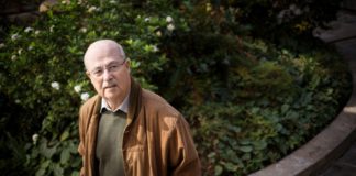 José Segura se descarta para presidir la gestora del PSOE y critica los «clanes»