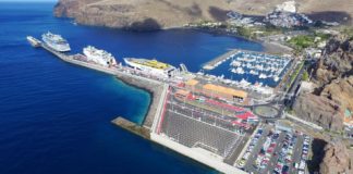 Una decena de artistas exponen desde hoy sus obras en la estación marítima de San Sebastián