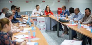 El PSOE convoca una reunión urgente de la gestora para analizar el pacto en Canarias