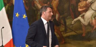Renzi dimite tras perder el referéndum en Italia