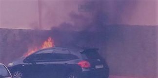 Arde un vehículo en las proximidades de la zona escolar de San Sebastián de La Gomera