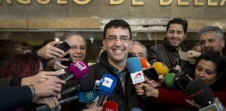Ferraz acusa a Clavijo de «regalar» a Mariano Rajoy el voto de Ana Oramas en el Congreso