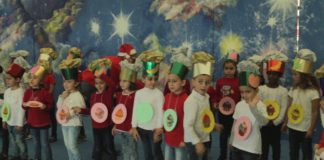 Los escolares de San Sebastián de La Gomera celebran su Festival de Navidad