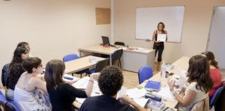 Canarias lleva la política de becas al máximo permitido por el Estado