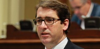 “Clavijo debe hacerse responsable del Festival de Música y dejar a un lado su insularismo”