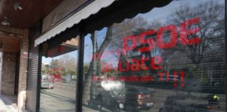 Críticos del PSOE alquilan un local en la calle Ferraz para promover la afiliación