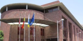 «Denunciar con nombre y apellidos a decenas de empleados públicos  y defender a los trabajadores, no es compatible»