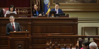 Clavijo agradece al PSOE su trabajo pero eleva el tono contra la gestión sanitaria