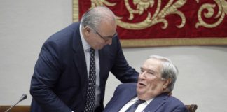 Saavedra pide que se anticipe el pago de las pensiones a los retornados de Venezuela