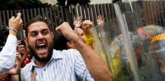 La oposición venezolana se prepara para volver a las calles tras el golpe de Estado