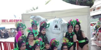 La comparsa y batucada Agulay representa a La Gomera en el Carnaval de Los Cristianos
