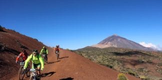 La tentación de rentabilizar los espacios protegidos a base de turismo amenaza con masificar los parques nacionales