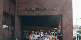 El Cabildo guarda un minuto de silencio en honor a las víctimas del atentado en Manchester