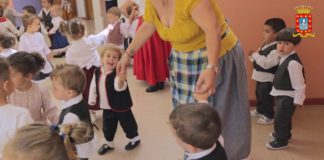 La guardería de San Sebastián celebra el Día de Canarias