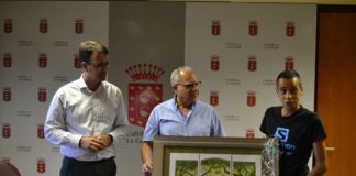 El Cabildo de La Gomera y el Ayuntamiento de San Sebastián reciben a Cristofer Clemente