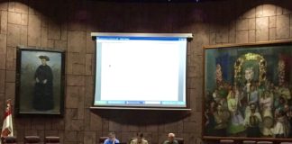 Historia y cultura se fusionan en la clausura de la exposición “El arte de escribir y restaurar la memoria”