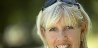 “Nuestra pasión es el mar: Las ballenas y los delfines un gran tesoro que disfrutamos cada día”