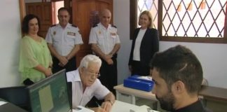 Los gomeros ya pueden renovar el DNI y el pasaporte cuando quieran en la propia Isla