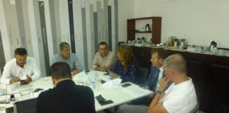 La FECAM plantea al Gobierno que las aportaciones de los ayuntamientos para el Plan de Empleo Social Extraordinario de 2017 sea voluntario