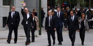 Sí se puede rechaza el encarcelamiento de los miembros del Gobierno de la Generalitat cesados