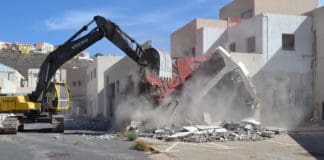 Comienzan los trabajos de demolición del antiguo hospital de La Gomera