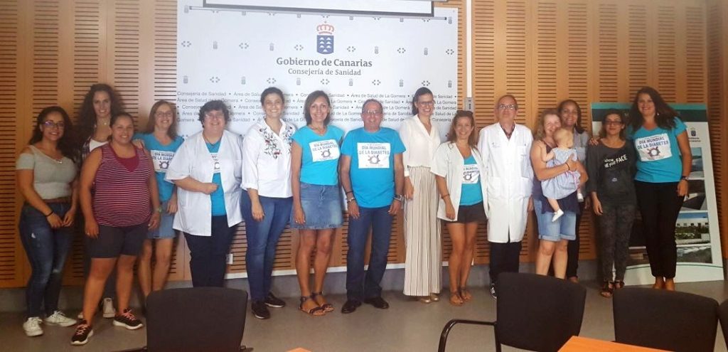 Foto de grupo del Encuentro de diabetes gestacional celebrado en el Hospital Nuestra Señora de Guadalupe