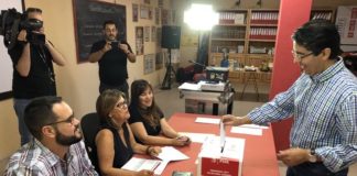 Pedro Martín gana las primarias del PSOE en Tenerife y se convierte en el nuevo secretario general