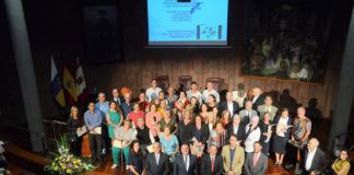 Homenaje a los profesionales jubilados en los últimos años en el área de salud de La Gomera