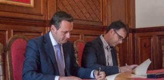 Ayuntamiento y Cajamar colaborarán en el refuerzo educativo en San Sebastián de La Gomera