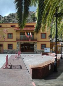 Plaza de la Constitución de Vallehermoso parque infantil