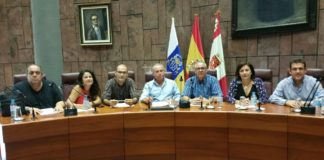 Toda la oposición del Cabildo de La Gomera exige la celebración del pleno sobre la insularidad