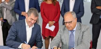 CC y el PP cierran su acuerdo para gobernar Canarias, al que invitan a sumarse a AHI y ASG