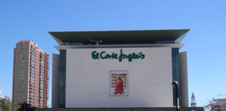 Despedida de El Corte Inglés de Tenerife por desvelar a una niña quién era Papá Noel