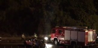 Un hombre mata a su pareja a puñaladas y después se estrella con su coche al huir en Tenerife