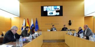 Los cabildos exigen al Estado la firma de los convenios pendientes con Canarias