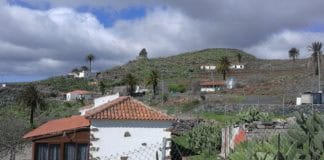 Sí se puede se une a las reivindicaciones de los vecinos del barrio de Tejiade