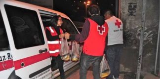 Más de 300 personas reciben atención básica gracias a un convenio suscrito entre Cruz Roja y la Fundación CajaCanarias