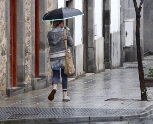Lluvias débiles a moderadas en algunas zonas de Canarias este miércoles