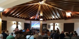 El Ayuntamiento da a conocer a los vecinos los próximos proyectos para el casco de Vallehermoso