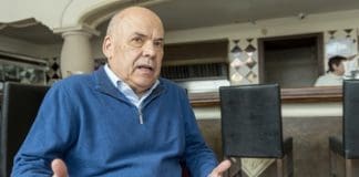 El Cabildo acoge la presentación del nuevo libro del hijo predilecto de La Gomera Luis Herrera Mesa