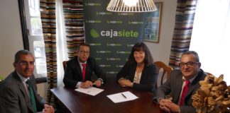 Empresarios de Hermigua y Agulo renuevan convenio con Cajasiete