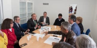 Clavijo destaca la labor de los profesionales públicos “en el impulso del Hospital del Sur como centro de referencia de la Comarca”